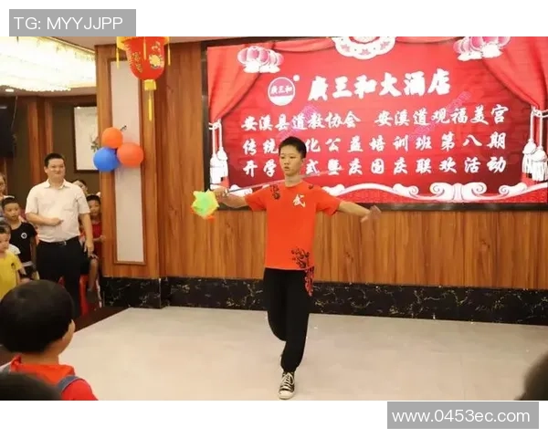 道观足球的魅力与精神探讨:传统文化在现代体育中的融合与传承